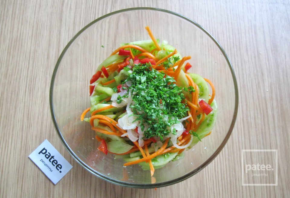 Острый салат из зеленых помидоров - Шаг 11