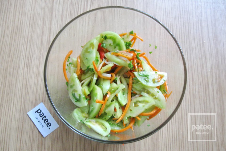 Острый салат из зеленых помидоров - Шаг 12