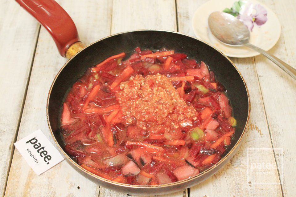 Борщ с грибами и фасолью - Шаг 13