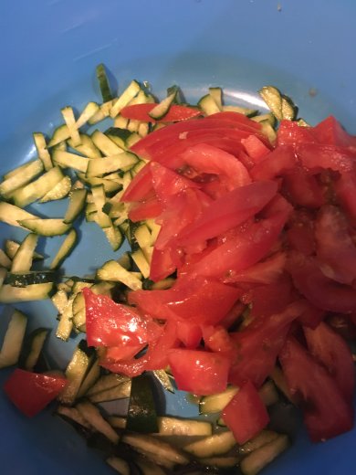 Салат с креветками - Шаг 2