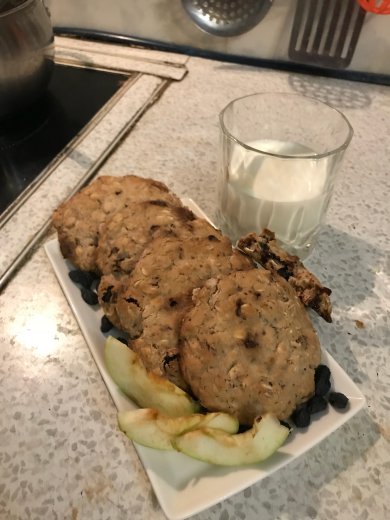 Овсяное печенье 🍪 с капельным  шоколадом 🍫 и кусочками орехов 🌰 - Шаг 13