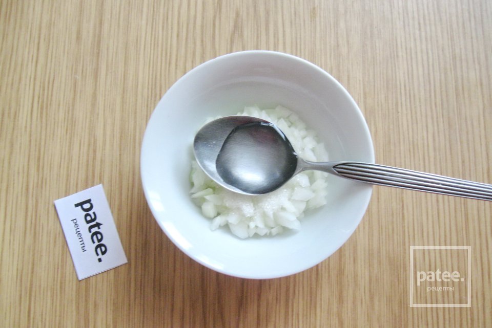 Салат с курицей и черносливом - Шаг 4