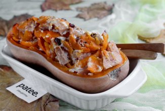 Запеченная тыква с яблоками и творогом