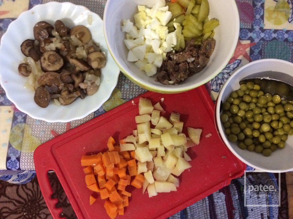 Салат 🥗 "принцесса 👸🏼на горошине🍈" - Шаг 3