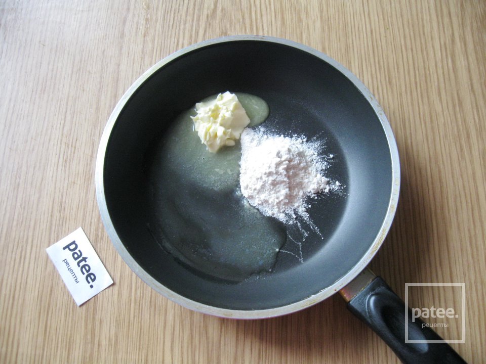 Запеченные куриные окорочка с айвой и грибным соусом - Шаг 11