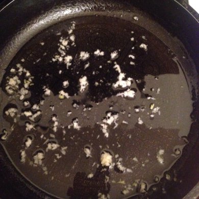 Жаренные креветки с чесноком - Шаг 2