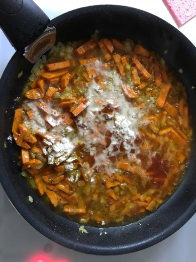 Тушеная рыбка хек. - Шаг 4