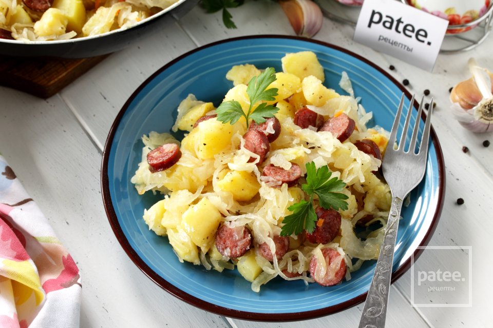 Картофель с копченными колбасками - Шаг 12