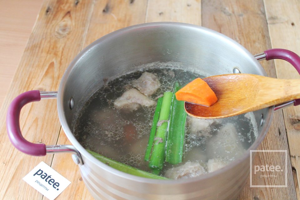 Рассольник с перловкой и говядиной - Шаг 5