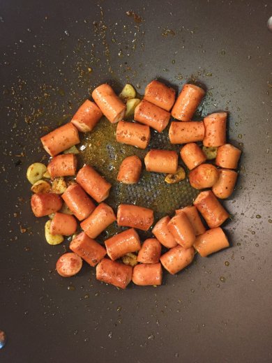 Паста с сосисками - Шаг 1