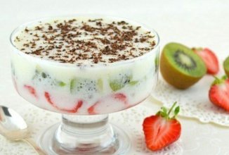 Фрукты в зефирном креме