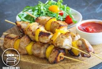 Шашлык из свинины с персиками в соусе терияки