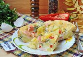 Запеканка с овощами и сосисками в мультиварке