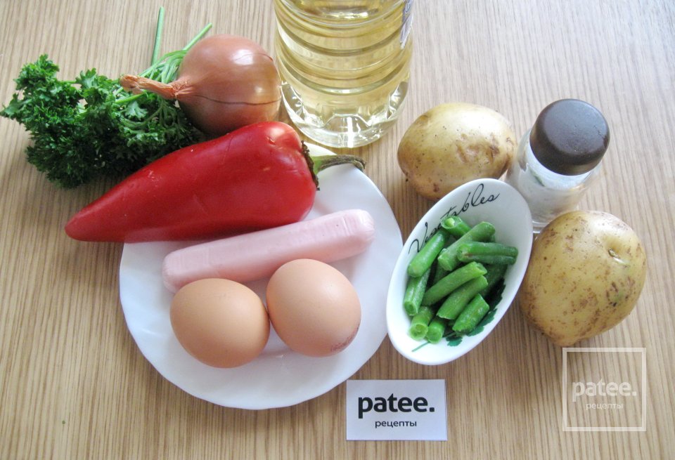 Запеканка с овощами и сосисками в мультиварке - Шаг 1