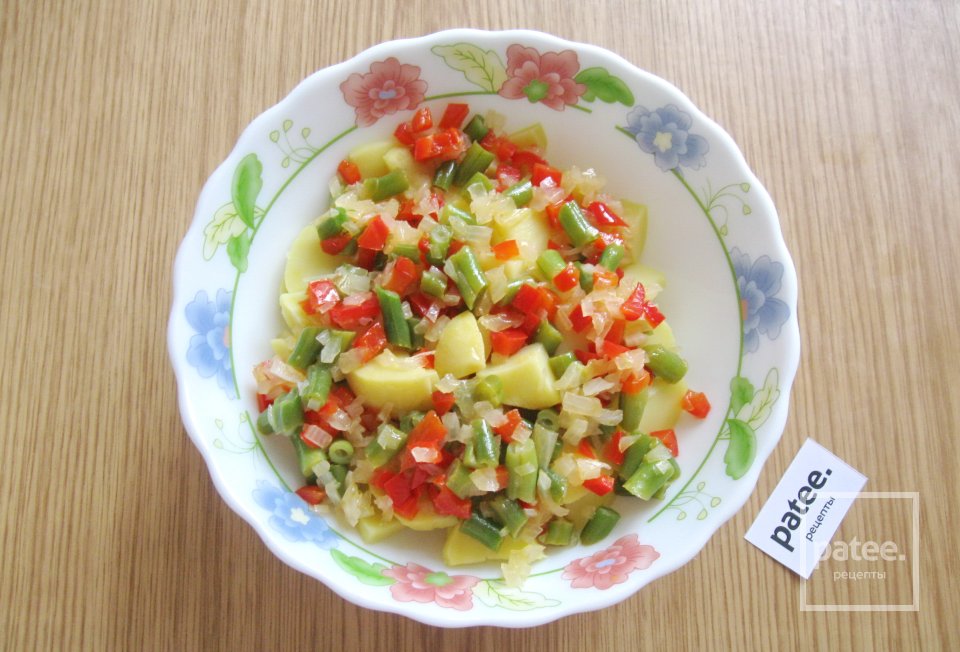 Запеканка с овощами и сосисками в мультиварке - Шаг 7