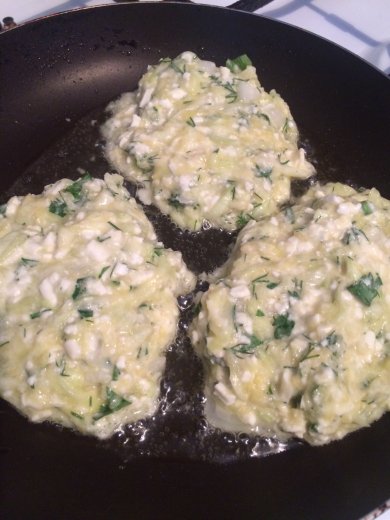 Кабачковые оладьи - Шаг 11