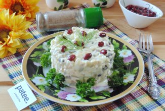 Салат из курицы с красной фасолью