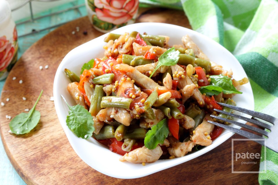 Теплый салат с зеленой стручковой фасолью и курицей - Шаг 17