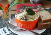 Рис с мясом и квашеной капустой