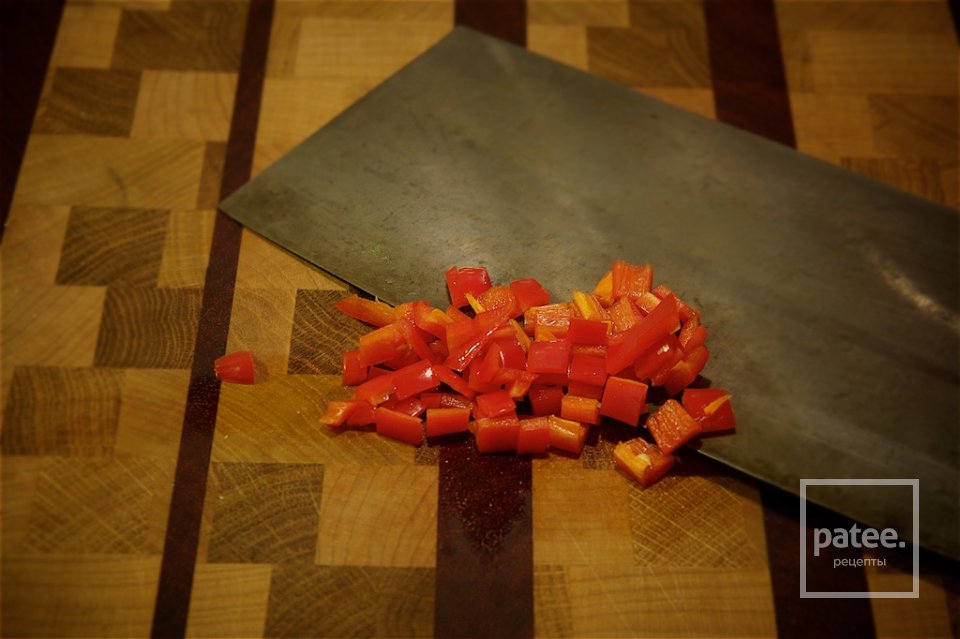 Кальмары, креветки и гребешки с рисовой лапшой - Шаг 8