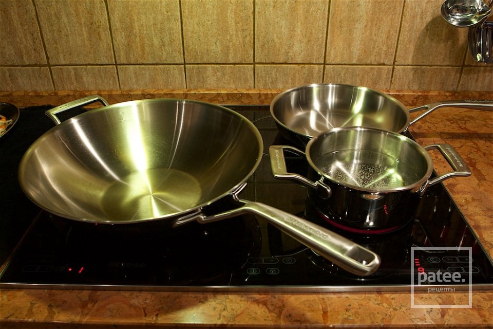 Кальмары, креветки и гребешки с рисовой лапшой - Шаг 22