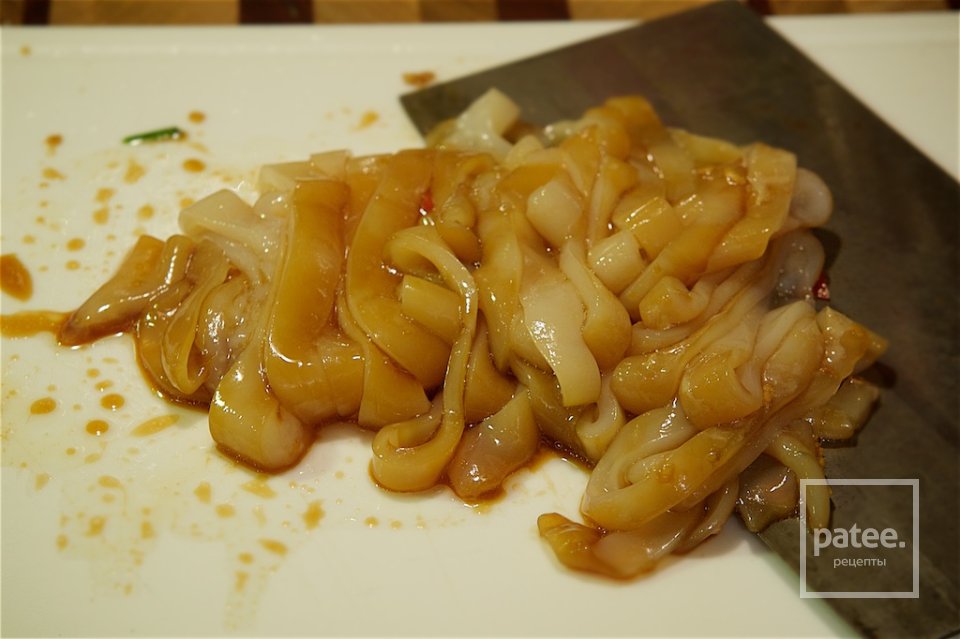 Кальмары, креветки и гребешки с рисовой лапшой - Шаг 23