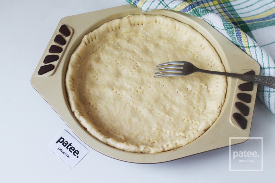 Песочный пирог с клубникой и сметанным кремом - Шаг 14