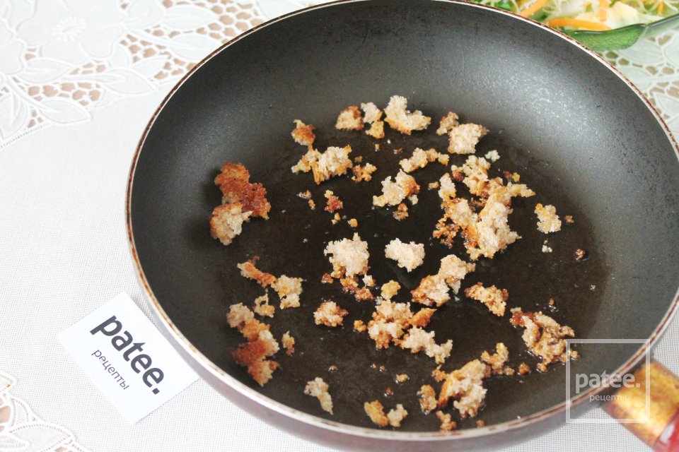 Салат с сыром, огурцом и грибами - Шаг 14