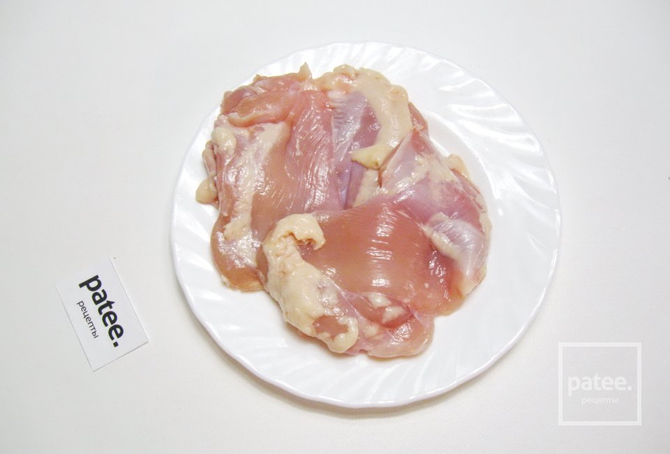 Куриное филе с грибами в вине - Шаг 2