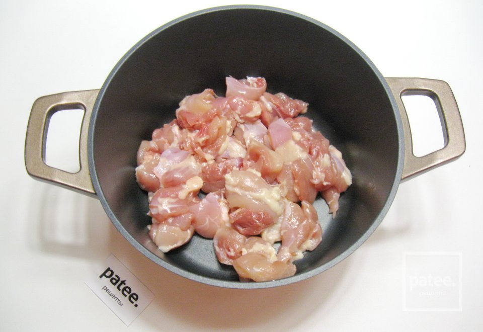 Куриное филе с грибами в вине - Шаг 3