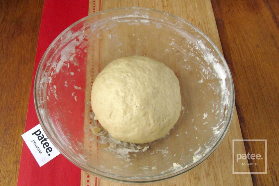 Пельмени под сыром в духовке - Шаг 4