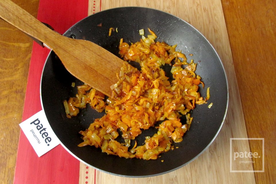 Щи с квашеной капустой и фрикадельками - Шаг 6