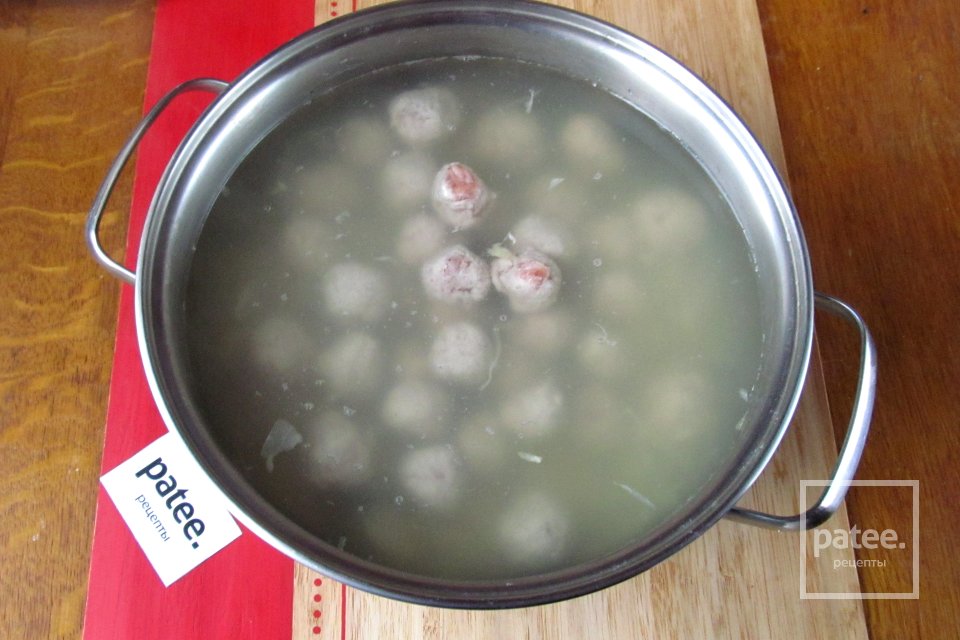 Щи с квашеной капустой и фрикадельками - Шаг 13