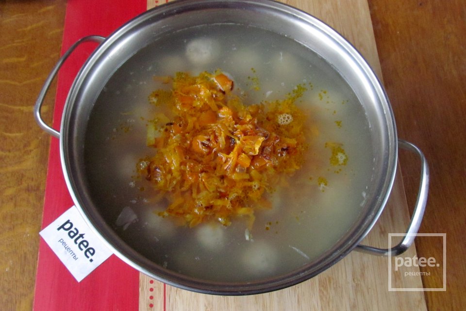 Щи с квашеной капустой и фрикадельками - Шаг 14