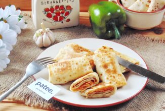 Блинчики с тушеной капустой