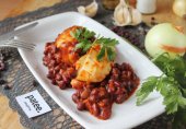 Куриные грудки с плавленным сыром и красной фасолью