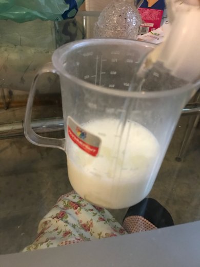 Торт с шифоновым бисквитом и с вкуснейшим йогуртовым кремом ❤️ - Шаг 3