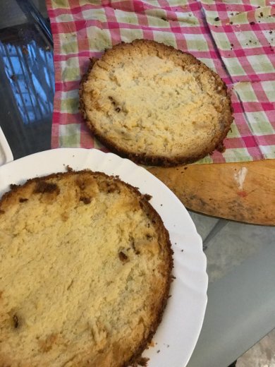 Торт с шифоновым бисквитом и с вкуснейшим йогуртовым кремом ❤️ - Шаг 14