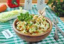 Салат с пекинской капустой и огурцами