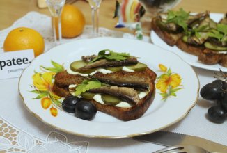 Бутерброды со шпротами "Советские"