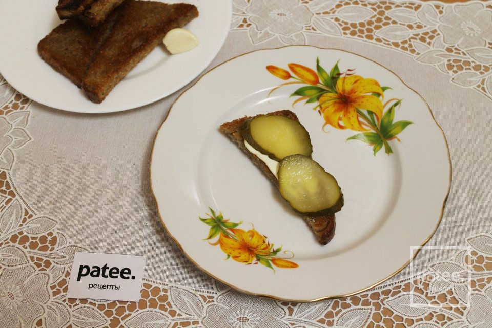 Бутерброды со шпротами "Советские" - Шаг 8