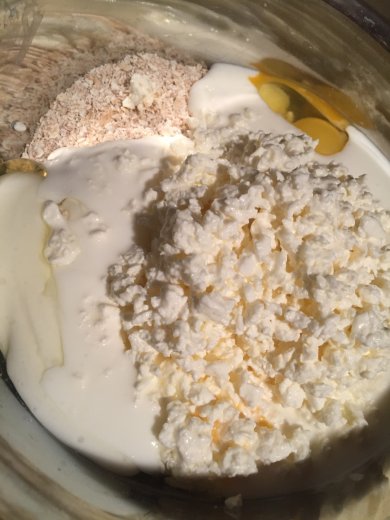 Запеканка с яблоком и изюмом - Шаг 2