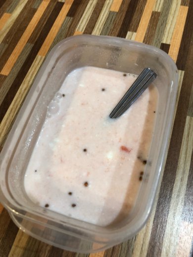 Тушеная курица с кабачками в сметанном соусе - Шаг 6