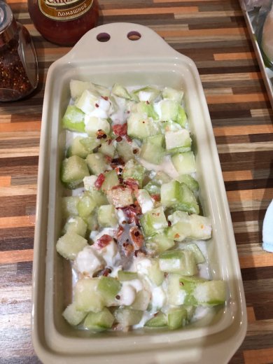 Тушеная курица с кабачками в сметанном соусе - Шаг 7