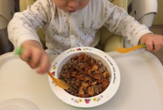 Гречневая каша с сухофруктами