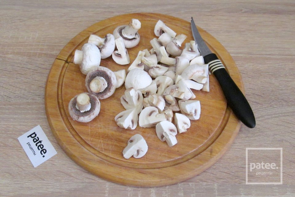 Салат с печенью и грибами - Шаг 3