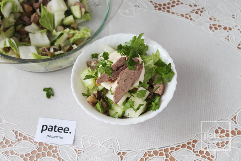 Салат с куриной печёнкой и пекинской капустой - Шаг 10