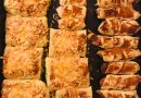 Слоёные пирожки с сосиской , с крабовыми палочками , с картошкой и грибами на скорую руку!