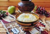 Молочная каша из риса и пшена