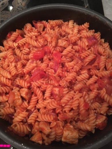 Паста с помидорами Черри и свининой - Шаг 4